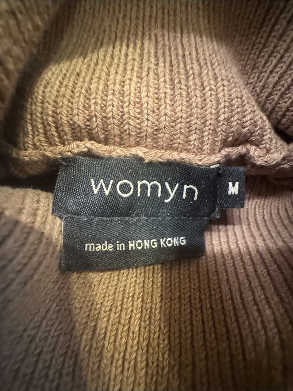 Womyn Brown Ribbed Turtleneck Sweater Size Medium - Picture 2 of 2